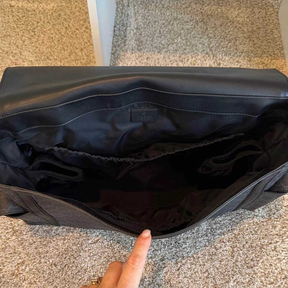 Gucci GG Monogram Black Large Changing Bag Diaper Bag - Picture 5 of 11